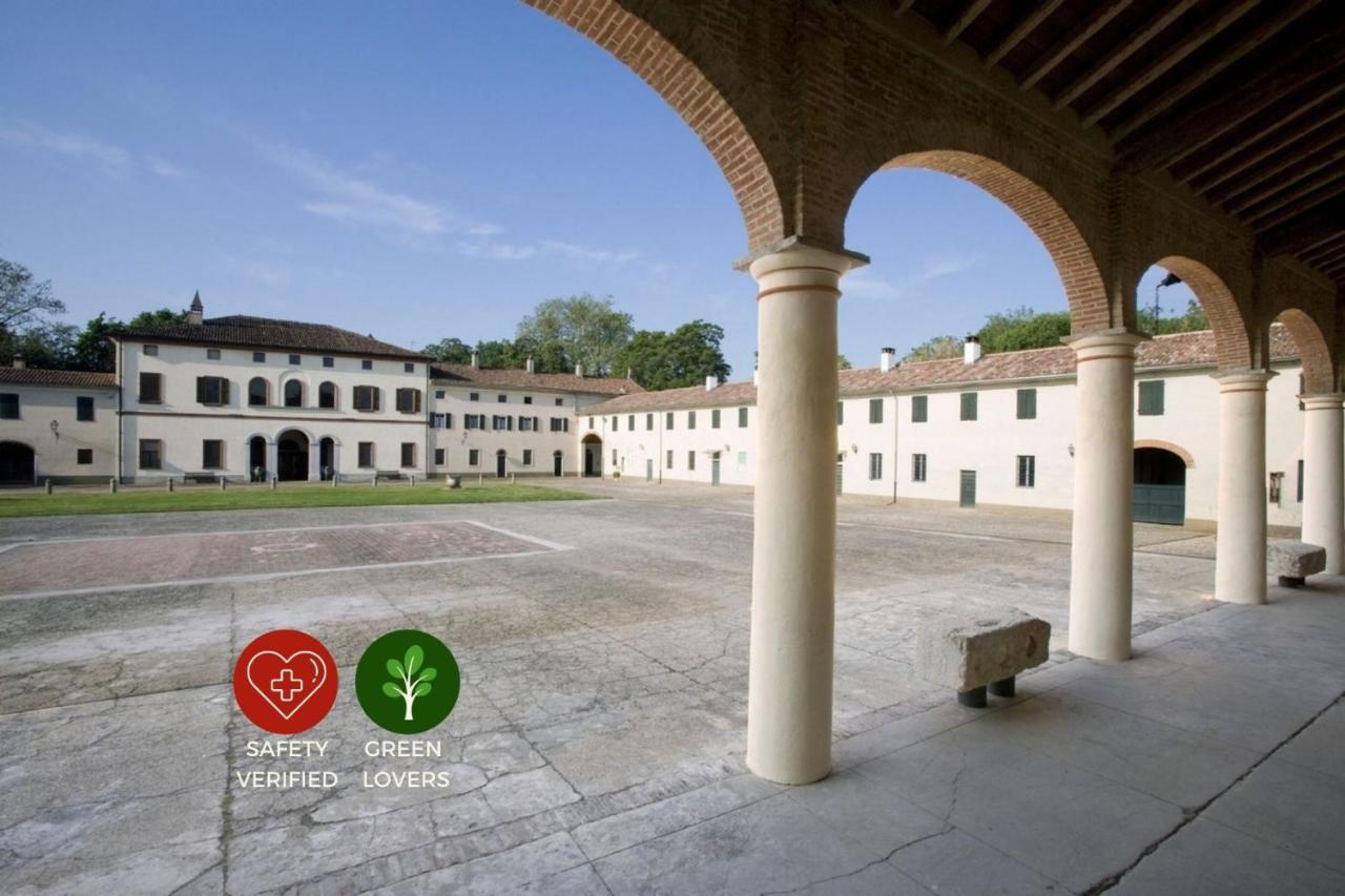 Agriturismo Cascina Farisengo Stagno Lombardo Luaran gambar