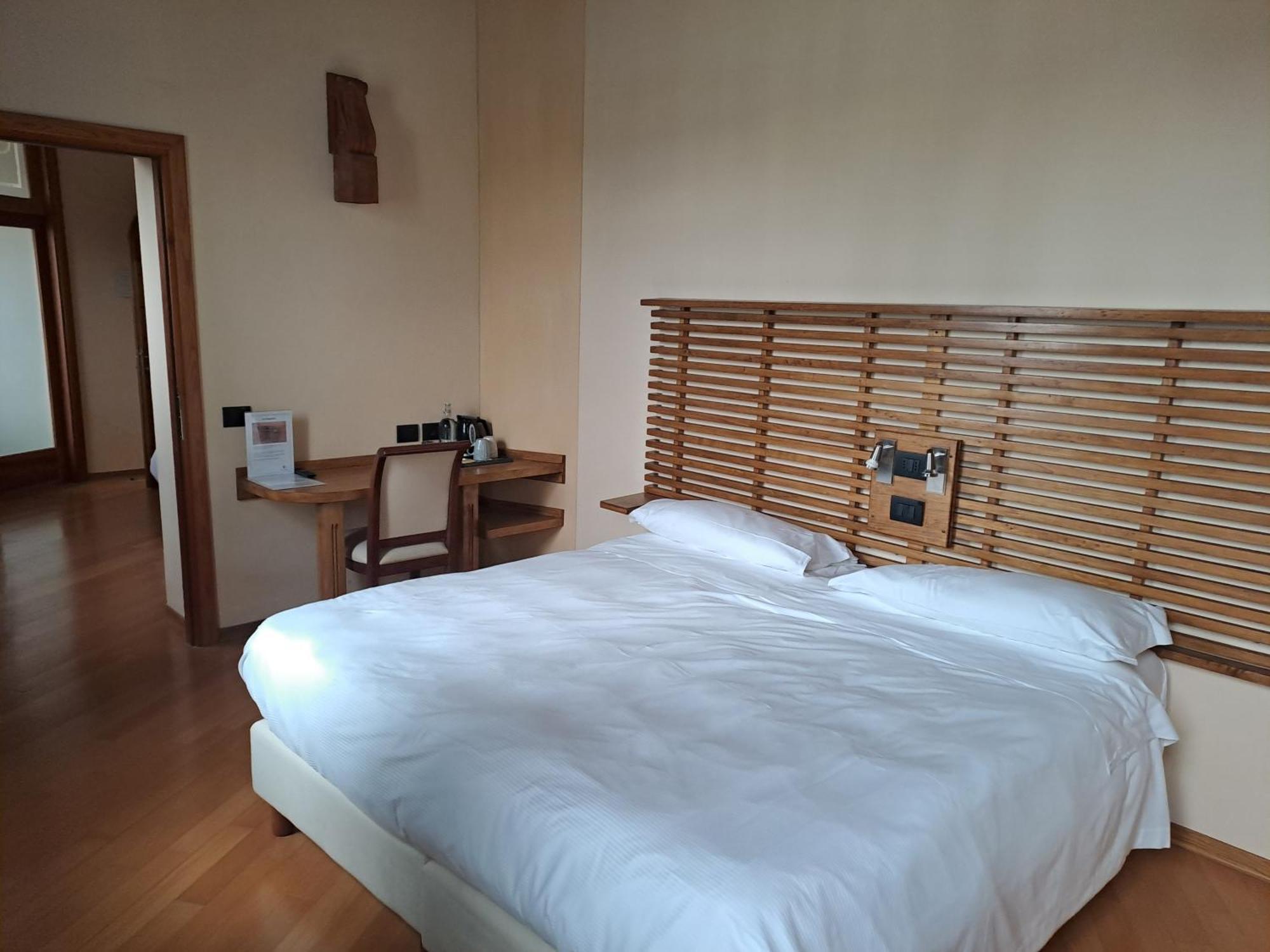 Agriturismo Cascina Farisengo Stagno Lombardo Luaran gambar