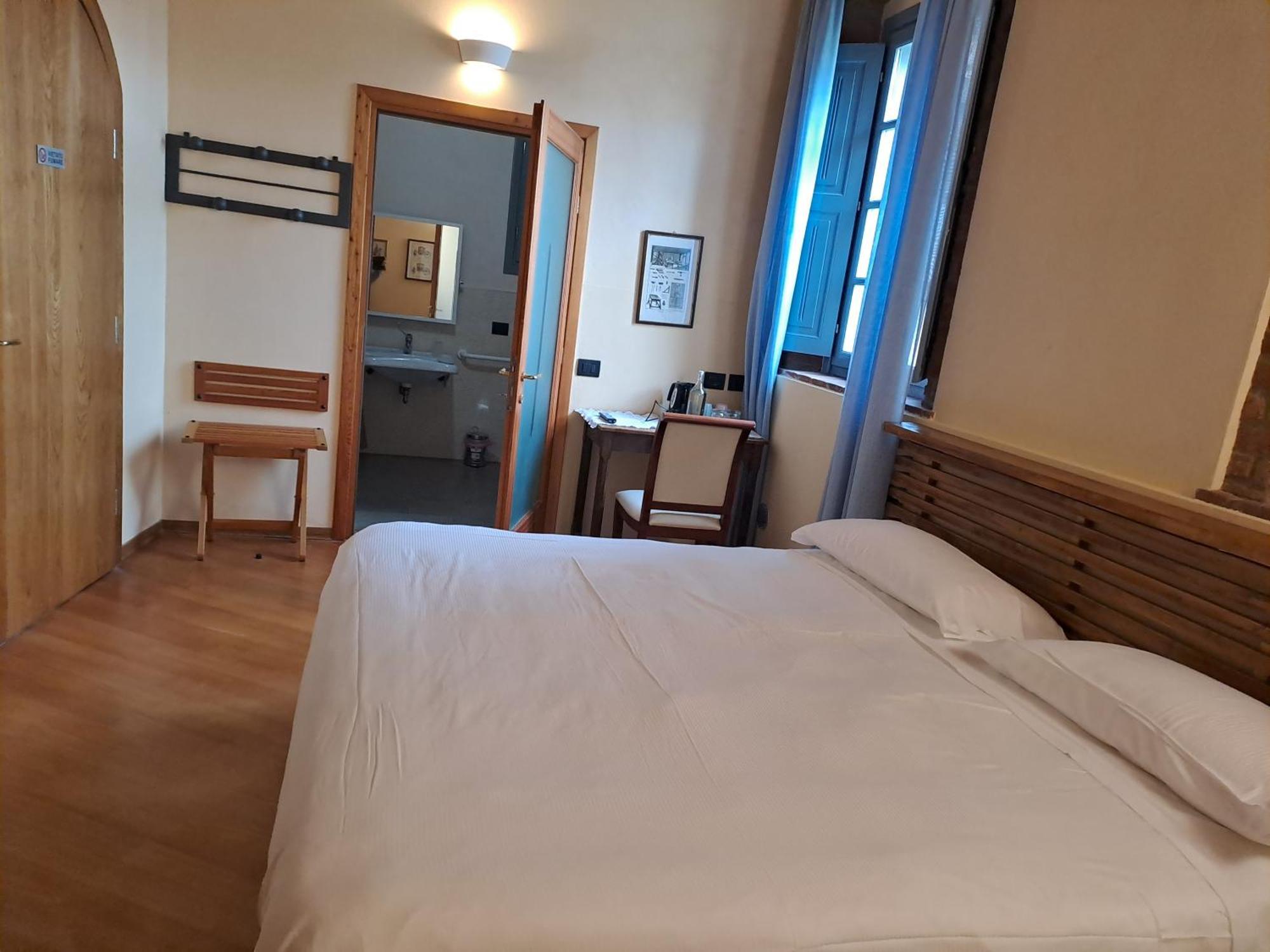 Agriturismo Cascina Farisengo Stagno Lombardo Luaran gambar