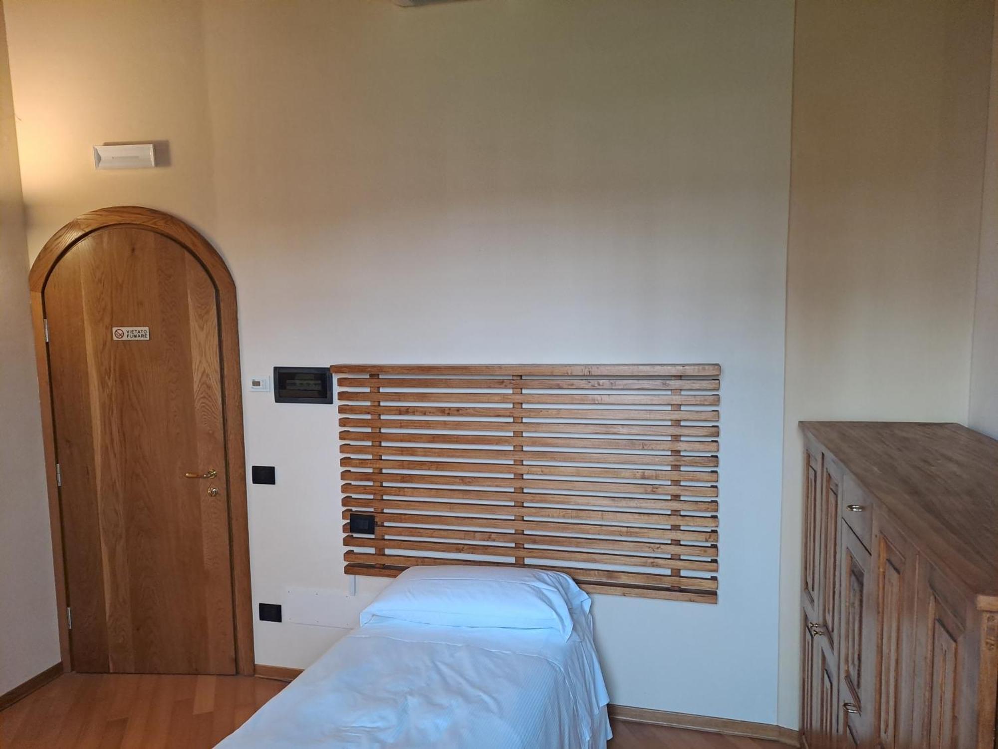Agriturismo Cascina Farisengo Stagno Lombardo Luaran gambar